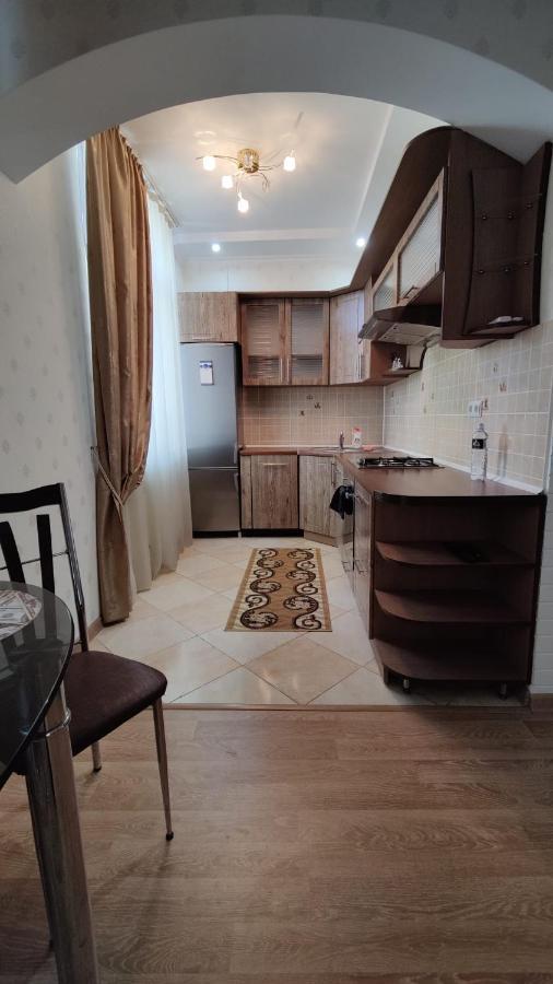 Ferienwohnung Stefan Cel Mare 64 Kischinau Exterior foto